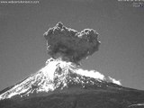 Spectacular Footage Shows Powerful Explosion at the Popocatepetl Volcano