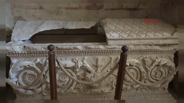 Noel Baba'nın mezarı bulundu