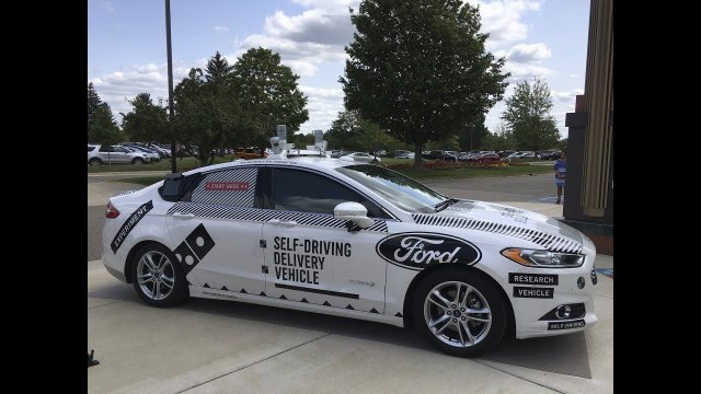 Domino's Pizza : Test de livraison par voiture autonome