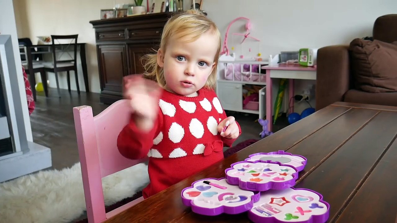 KiNDER MAKE-UP LOOK | Lucilla Vlog #14