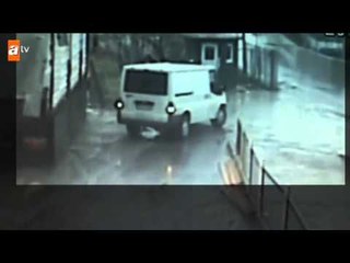 Sultangazi'de plastik plaka hırsızlığı - 18.03.2015