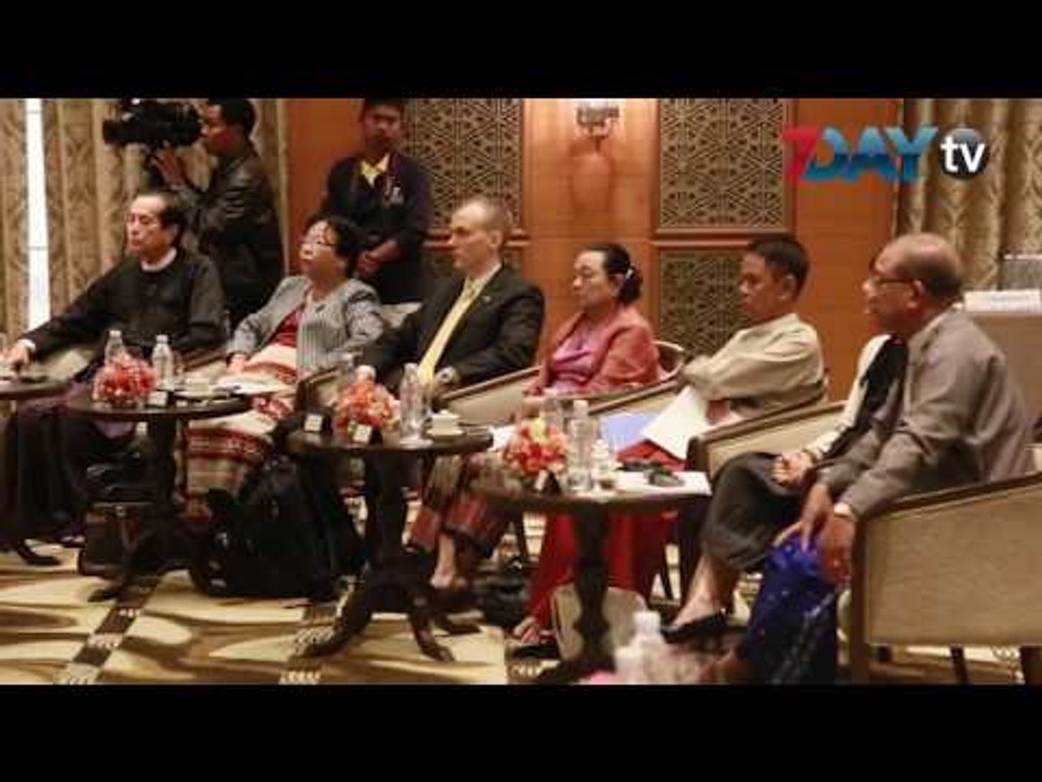 ဖြဲ႔စည္းပံု အေျခခံဥပေဒခံုရံုး အဖြဲ႔၀င္နဲ႔ အရာရွ...