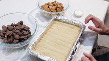 How to Make Twix Cookie Bars