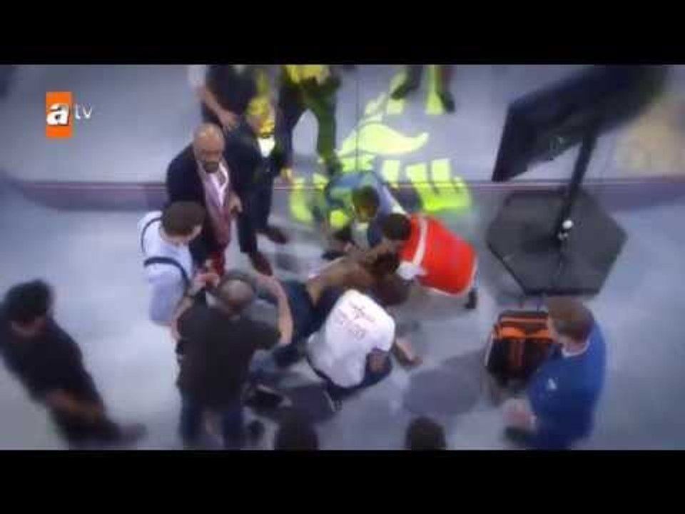 Manuel'den Elin Oğlu ekibine 'kötü' şaka!