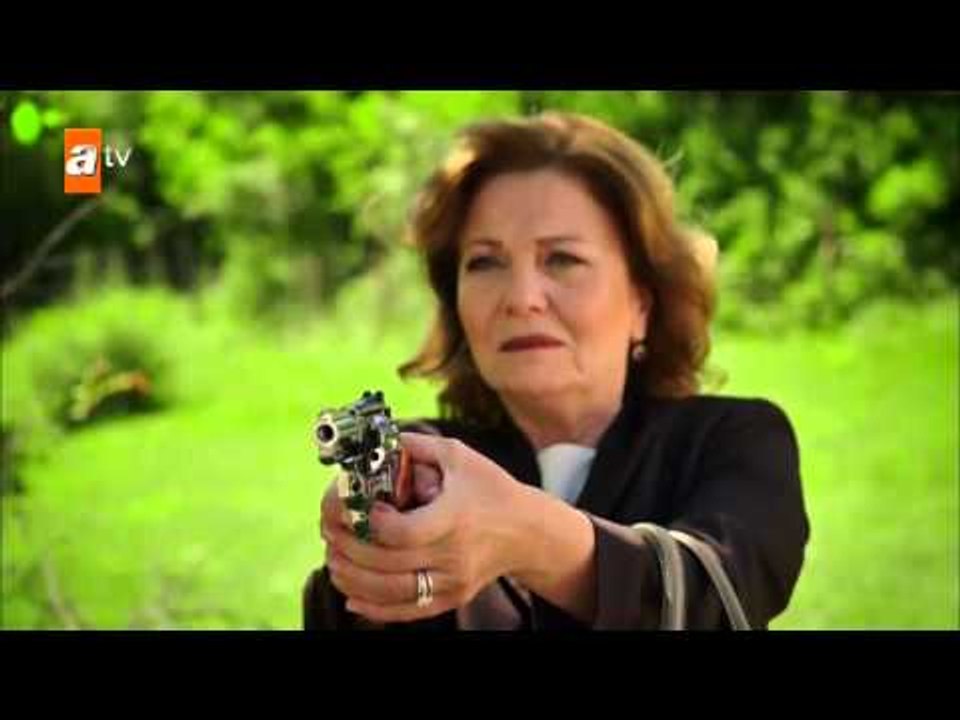 Semra, Berkant'ı vurdu! - atv