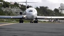 Boeing 727 Takeoff ( Very LOUD Engines! ) at Princess Juliana International Airport