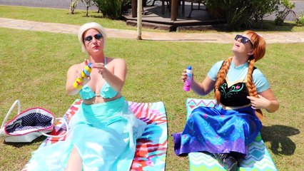 Spiderman vs Frozen Elsa BIKINI PRANK w/ Superman Anna Hulk Joker Girl