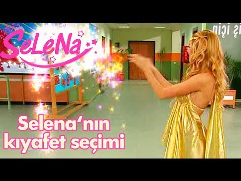 Selena'nın kıyafet seçimi
