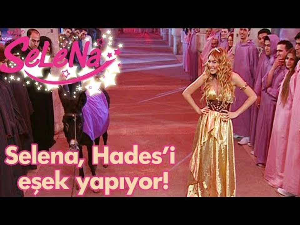 Selena, Hades'i eşek yapıyor!