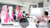 SEKOLAH BISNIS - Kelas Jurusan Manajemen Bisnis