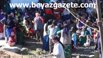 Bir evde çıkan yangında 3 çocuk zehirlenerek hayatını kaybetti