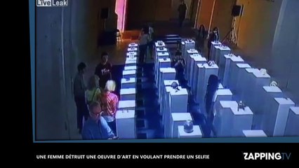 Une femme détruit une œuvre d’art en voulant prendre un selfie (vidéo)