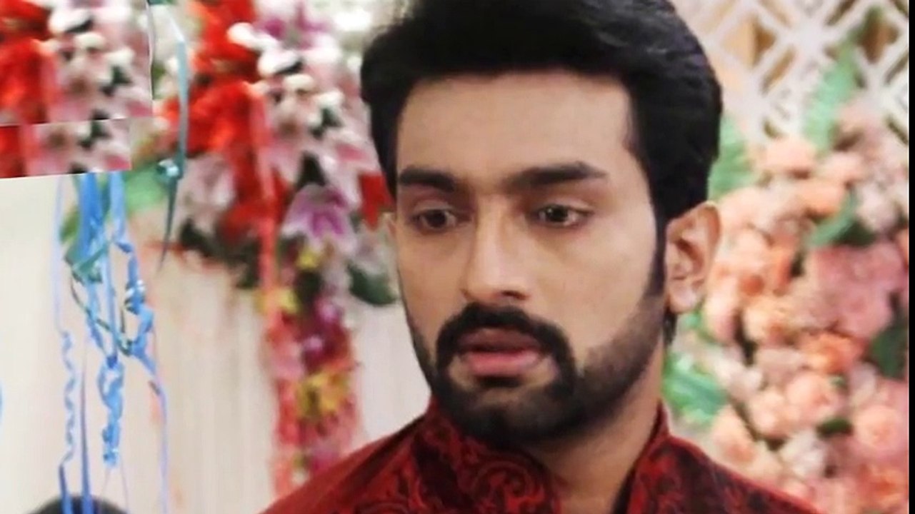রাতারাতি মেকওভার! নতুন লুকে কেমন লাগছে জিতু ক