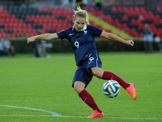 Eugénie Le Sommer: "J'ai toujours voulu jouer au foot"