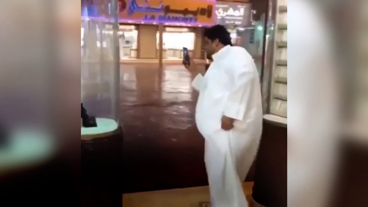 مشاكل العمل تسبب لك التوتر؟ محوت مشروع عملت عليه لأيام؟ لا تقلق وشاهد هذا الفيديو