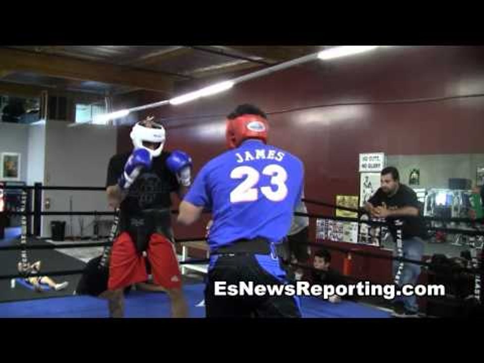 boxing star kelly pavlik ready for hbo fight