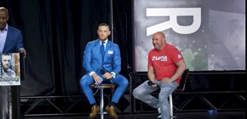 Gregor runs after the show time, Mayweather speech follows- Boxing