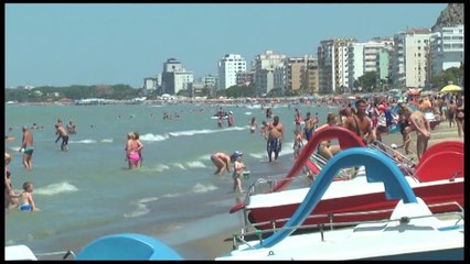 SIGURI MINIMALE NE PLAZHET SHQIPTARE, NE SHUME ZONA BASHKITE NUK PLOTESOJNE ASNJE DETYRIM LAJM
