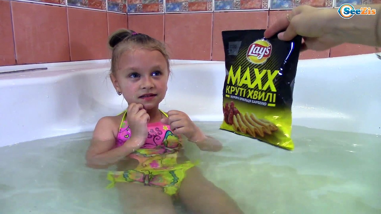 Learn Colors with Bad Baby Crying Banana & Orange Pool Song for Children Finger Family Song for kids