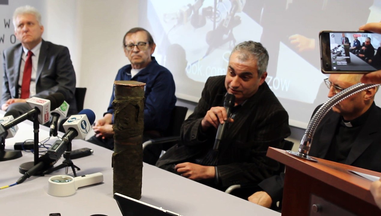 Gorzów, 14.07. 2017 - Archiwum Państwowe, otwarcie kapsuły czasu z iglicy katedry