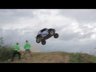 Extreme Turbo Razor Crash - Mega Truck Series