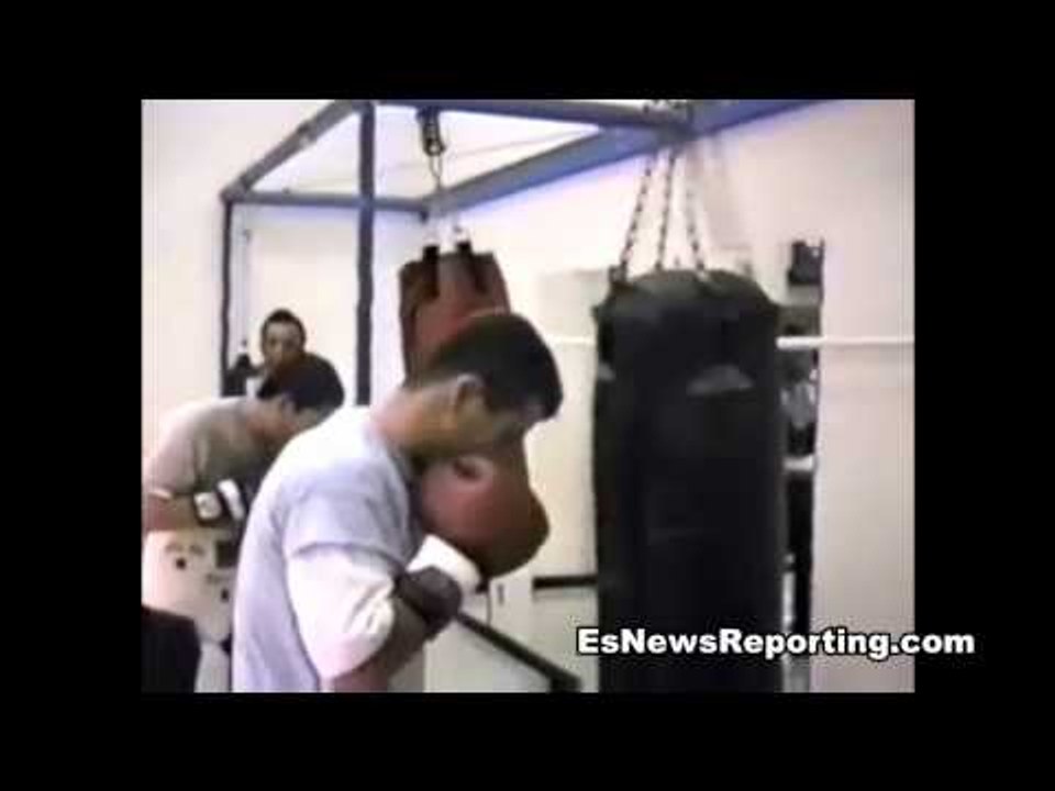 Julio Chavez Sr on the Heavy Bag With Effi Scheider
