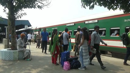 Ctittra Express Train of Bangladesh Railway Entering Jessore railway Station
