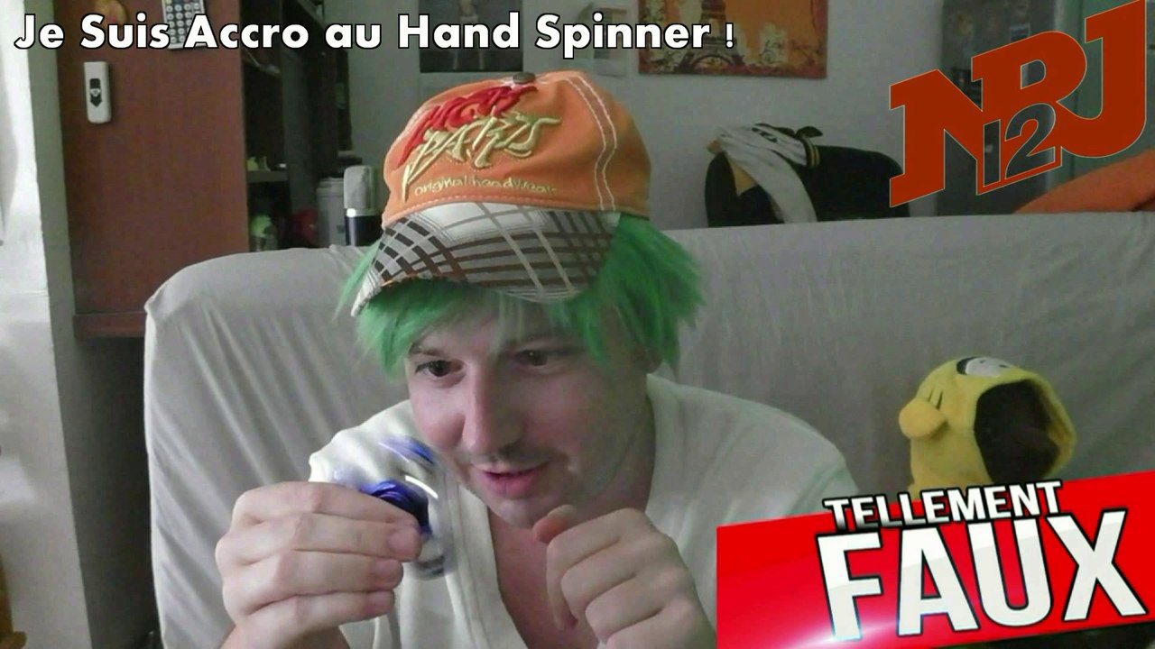 Parodie Tellement Faux - Je suis accro au Hand Spinner