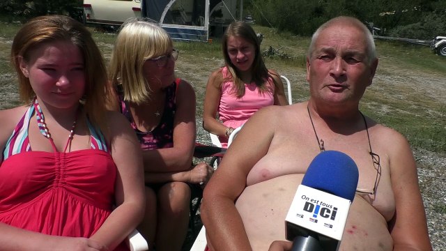Hautes-Alpes : on a suivi les vacances d'une famille au camping de Crots