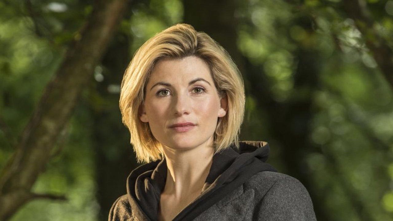Fans React Over the First 'Doctor Who' Female Time Lord | THR News