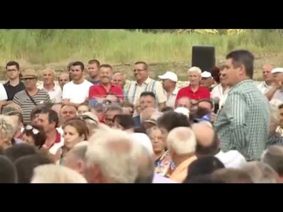 Ora News - Rama bën për "dush të ftohtë" drejtorin e ALUIZNI-t Berat