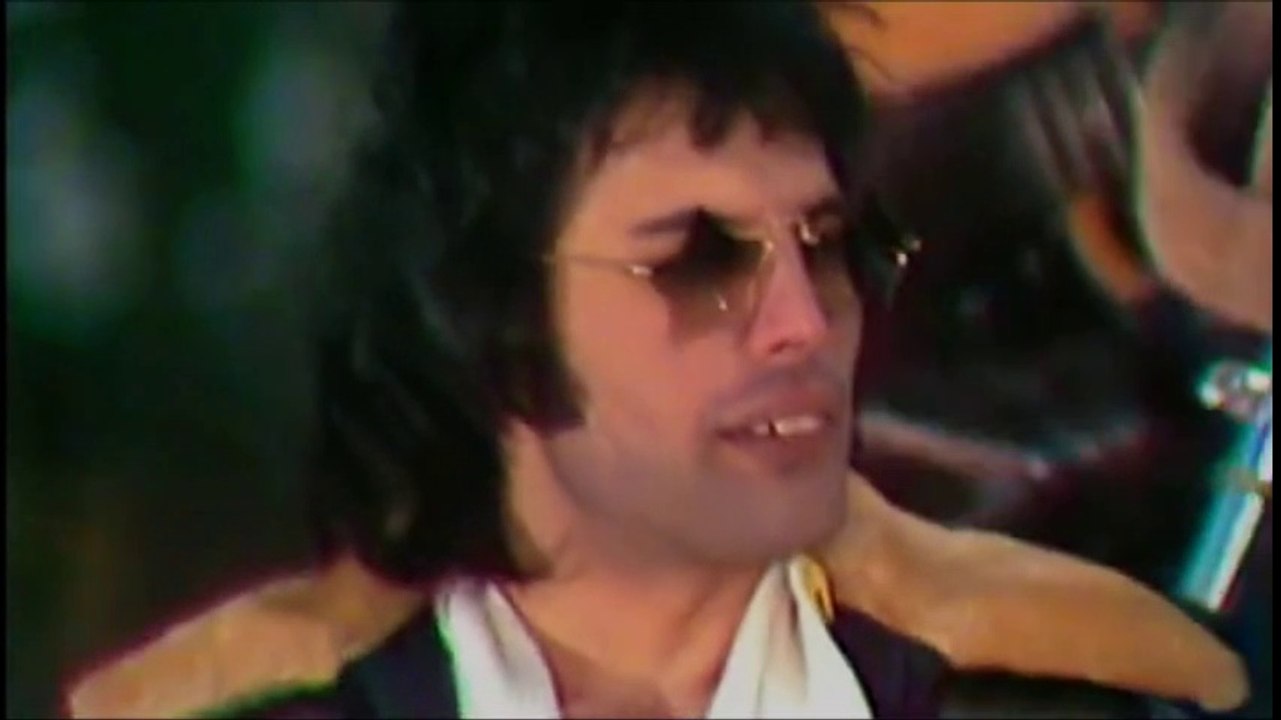 Queen | We Will Rock You (News Of The World, 1977)