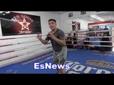 Brandon Rios How Conor McGregor Stands And How Boxers Stand EsNews Boxing