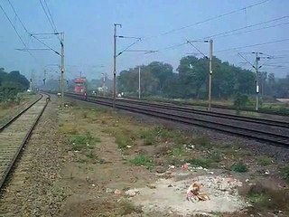 21254 MGS WAM-4 with down Vibhuti Express.3gp