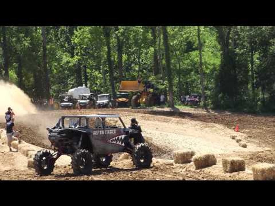 Yeager Bomb (Jimmy Yeager) - Hill and Hole Run 2 at Dirty Turtle Offroad (2015)