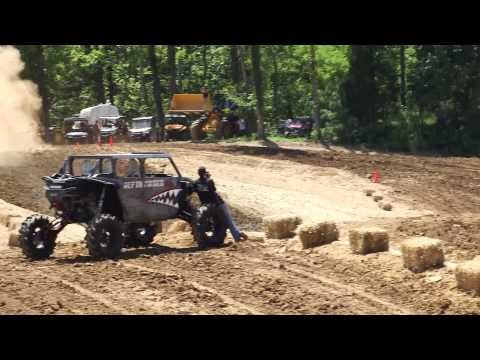 No Sweat (Scott Sweat) - Hill and Hole Run 2 at Dirty Turtle Offroad (2015)