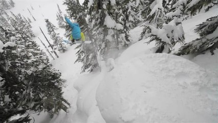 Romain and Benji Pow Battle | Yes. Snowboards