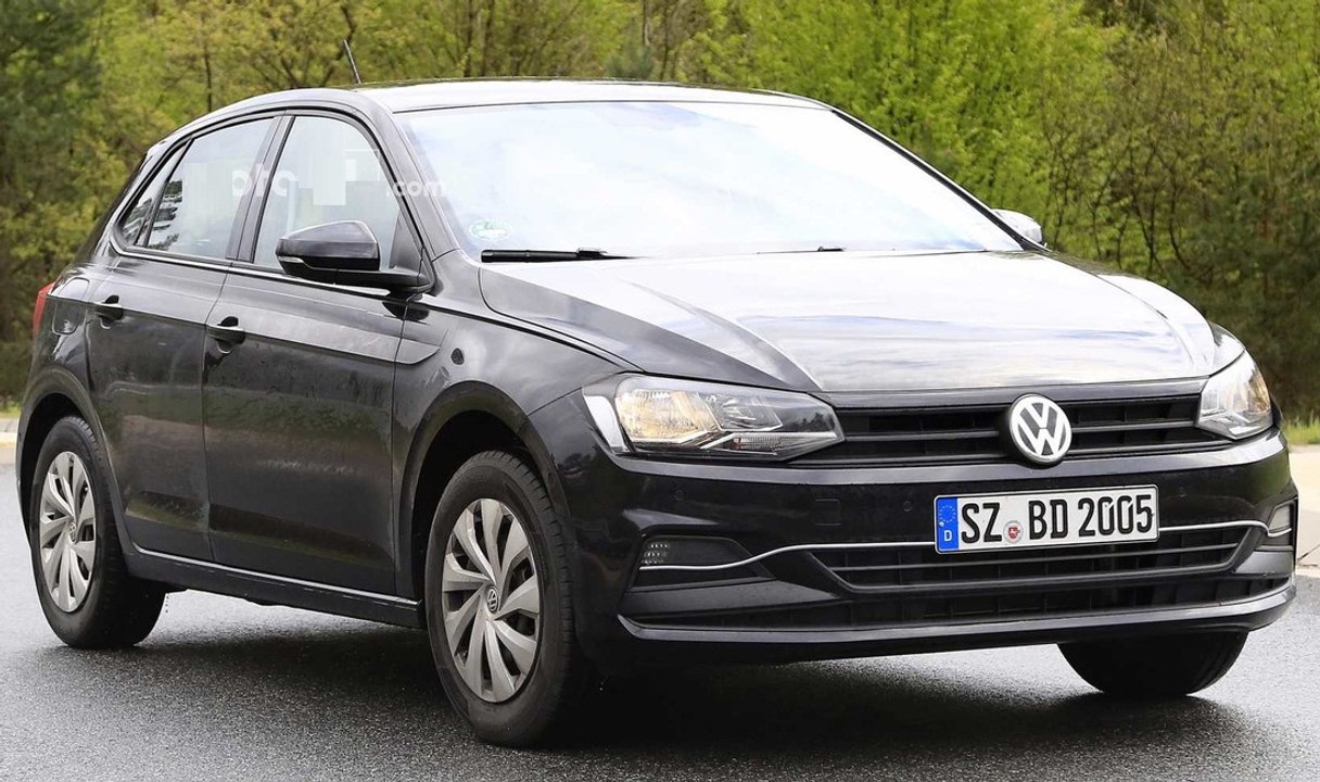 2018 Volkswagen POLO R Line VS Honda Fit