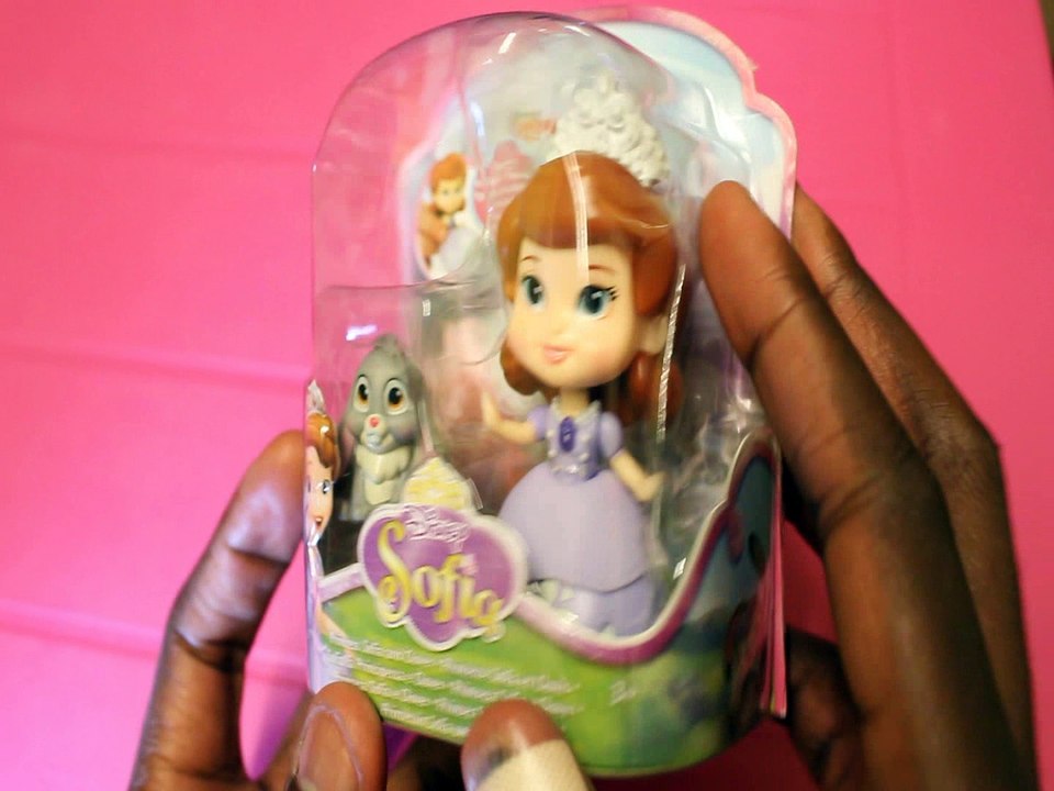 DISNEY PRINCESS LITTLE KINGDOM ROYAL SOFIA UNBOXING SOFIA THE FIRST DISNEY JUNIOR PIXAR Toys BABY Videos