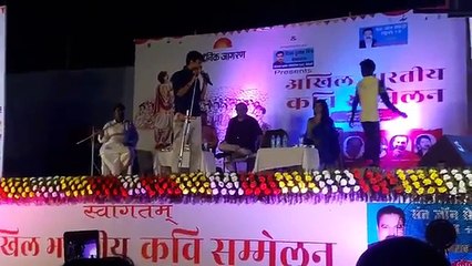 Download Video: Akhil bhartiya kavi sammelan, Dainik jagran Buxar 2017 , Dr Kumar Vishwas