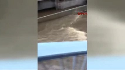 Yenibosna'da Sel Aracı Önüne Katıp Sürekledi