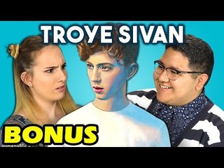 Teens React to Troye Sivan (Blue Neighbourhood Trilogy Bonus #120)