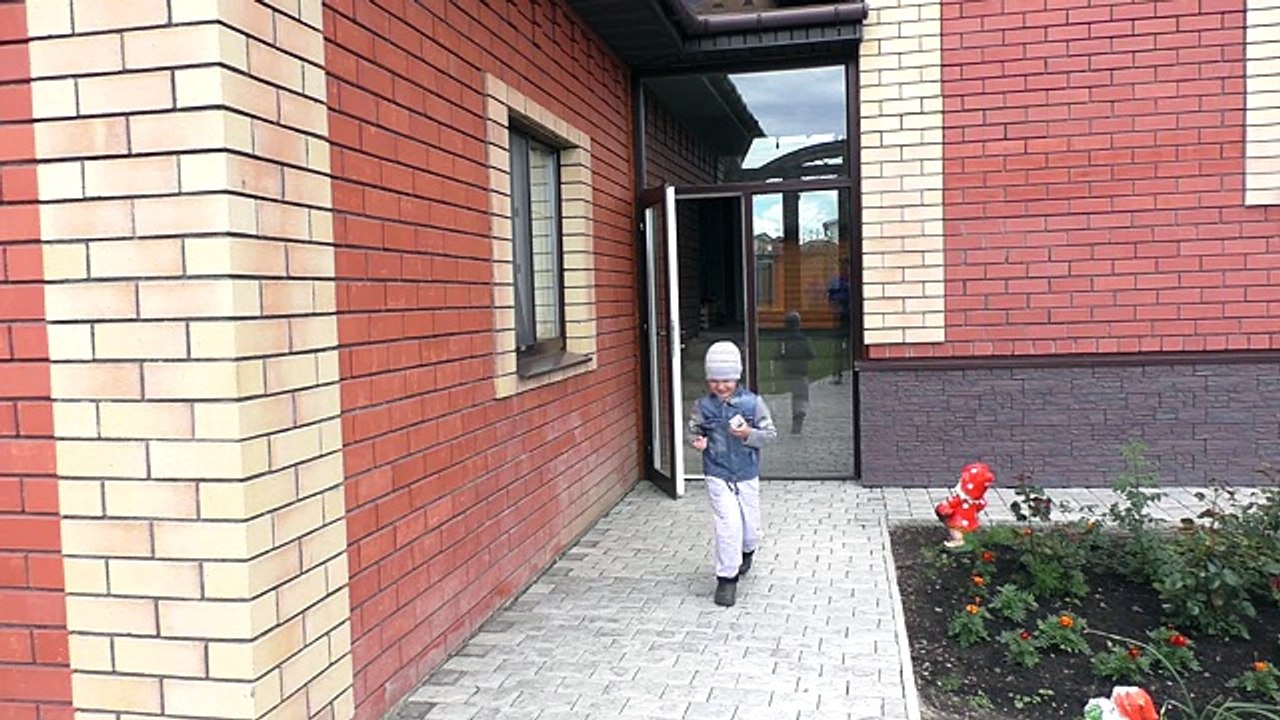 FIRE! Children can not play with fire! Boy Misha w Спички детям не игрушки!