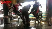 Ben nâng rửa xe máy - honda giá rẻ tại Việt Nam