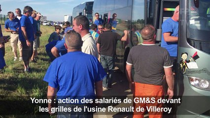 Action des salariés de GM&S devant l'usine Renault de Villeroy