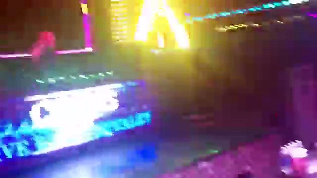 Bộ Đội Quẩy Trong Bar Cực Chất - CLUB VIETNAM