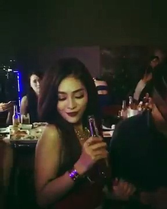 Gái xinh quẩy trên bar - HOT GIRL - CLUB VIET NAM