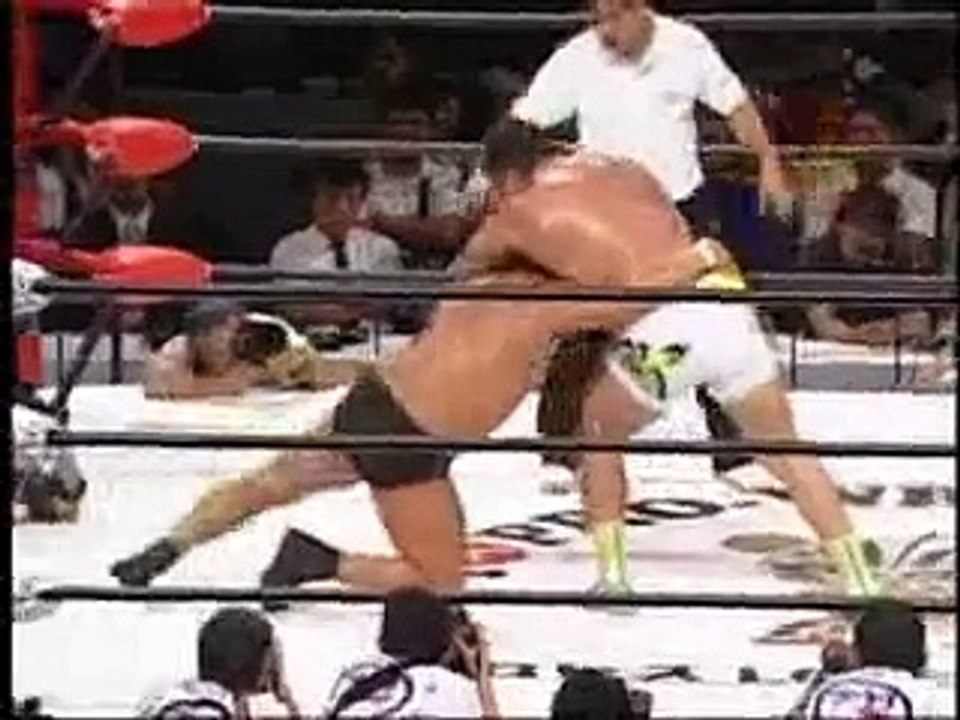 [AJPW] Minoru Suzuki (C) vs. Kensuke Sasaki - Triple Crown Championship 08/26/07