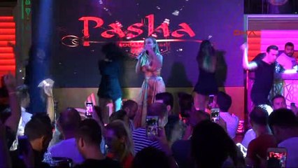 Bodrum Gülşen, Demet Akalın'ı Övdü