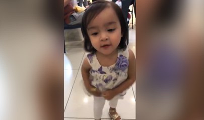 Baby Zia playing with Ata Junie!